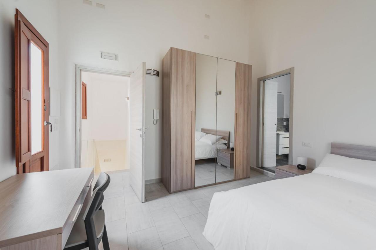 Modern Duplex With Balcony By Wonderful Italy Apartment CTA Exterior foto